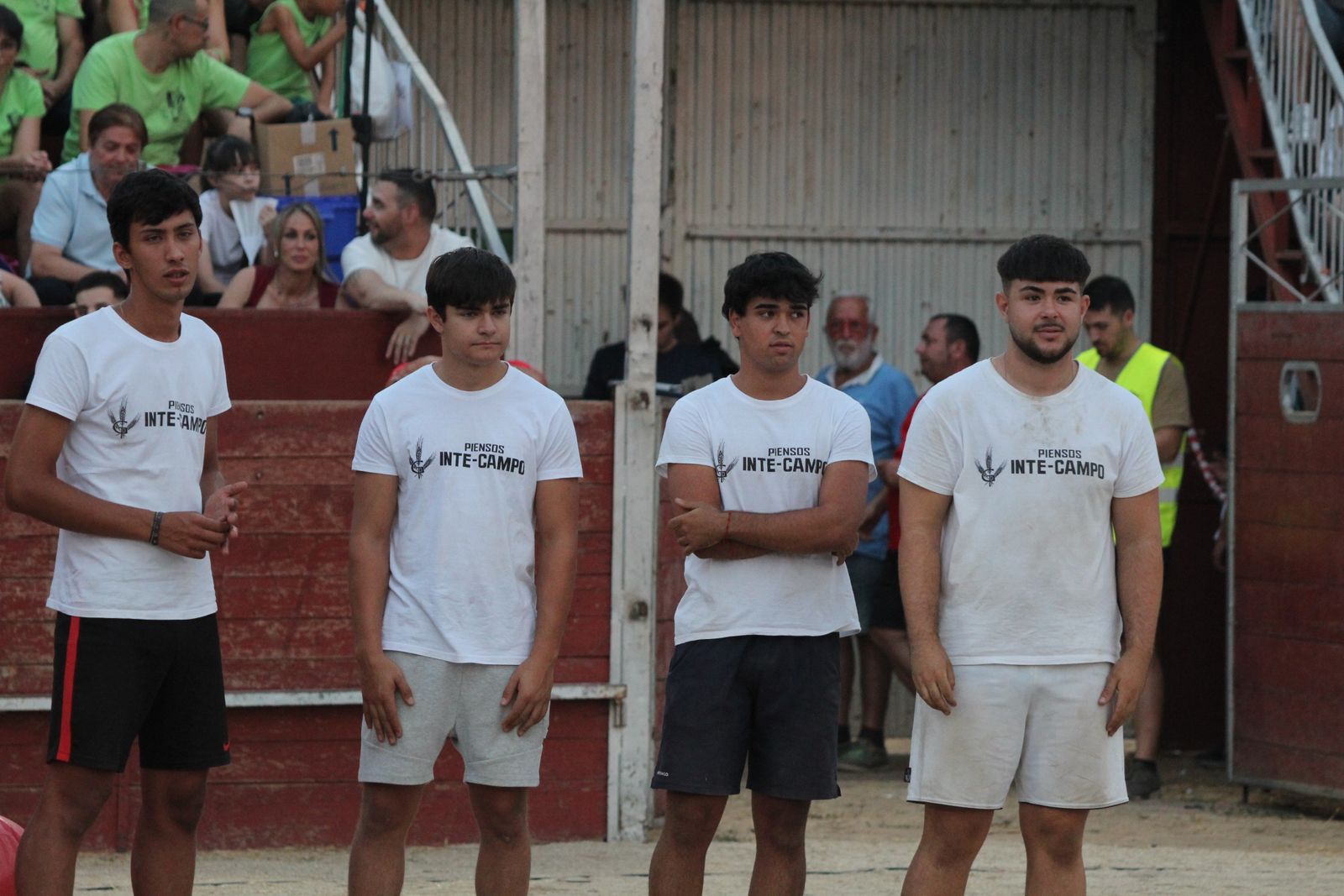 Así se ha vivido el Grand Prix de Carbajosa de la Sagrada y la posterior vaquilla