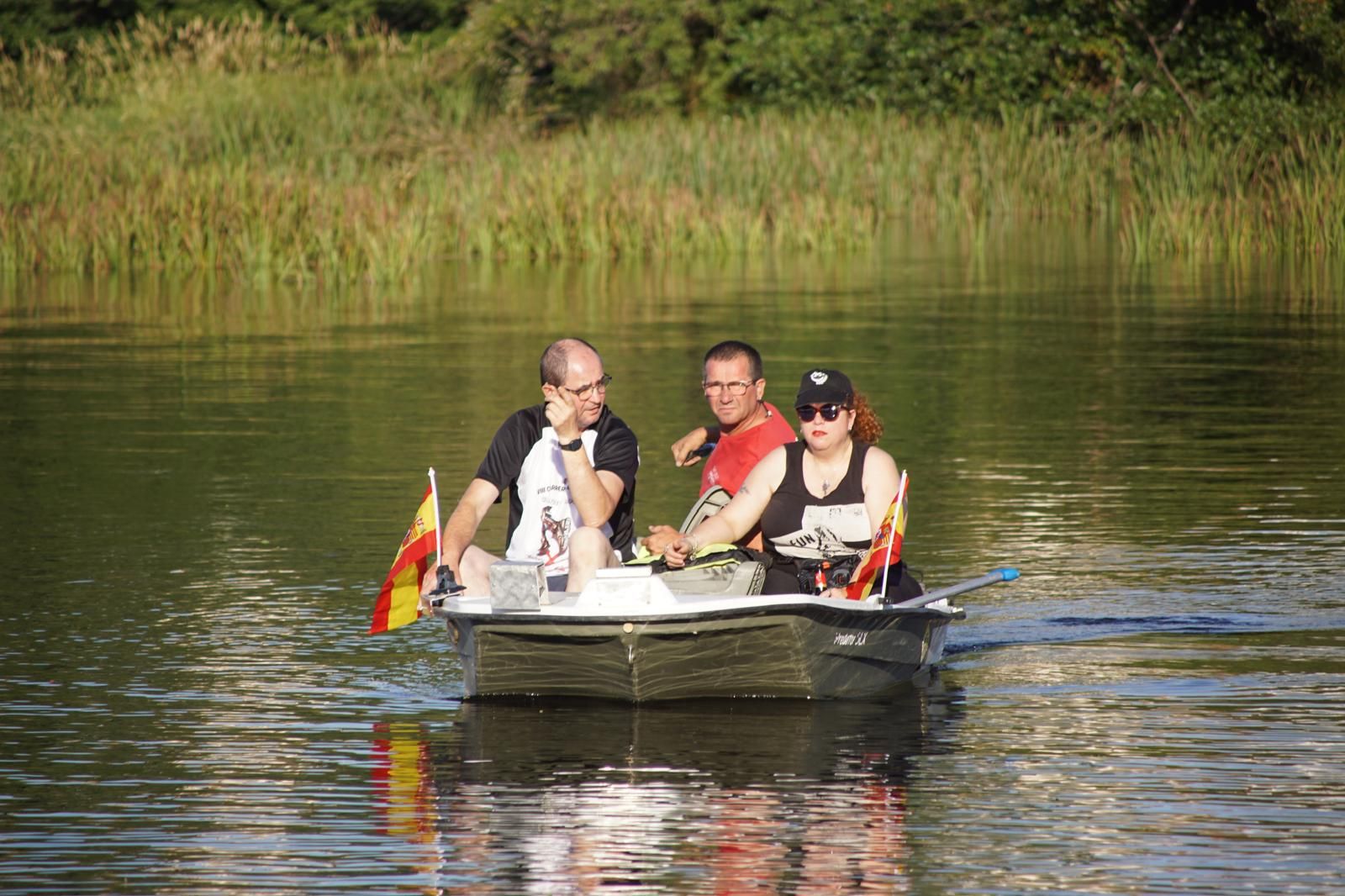 Procesión con la Virgen del Carmen por el río Tormes en Alba (27).jpeg