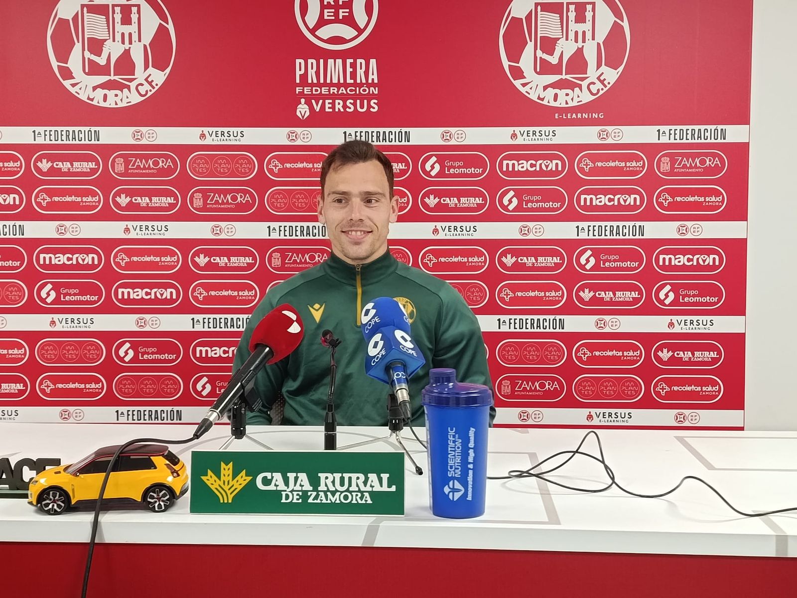 Fermín sobrón en rueda de prensa previa Real Avilés Industrial