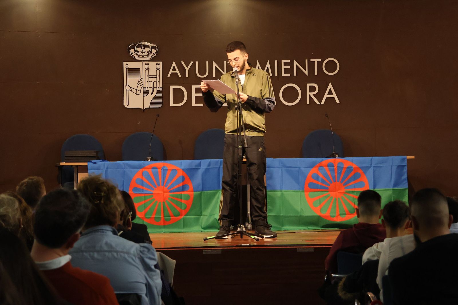 Izan Jiménez lee su manifiesto