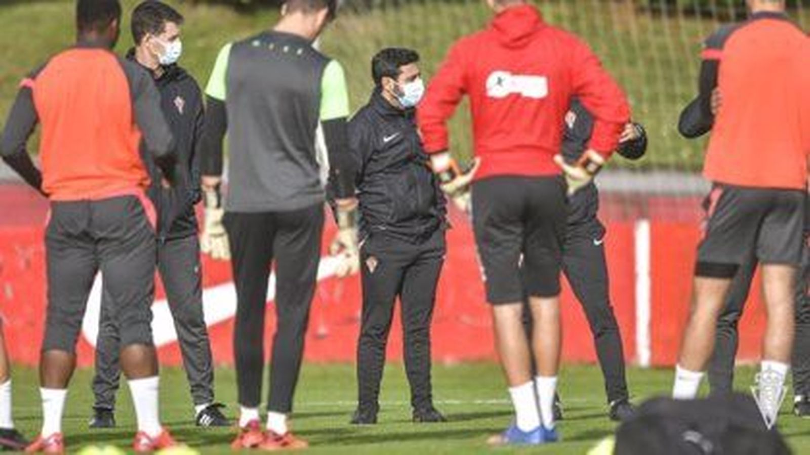 Una imagen del entrenamiento del Sporting de Gijón / FOTO: Sporting.