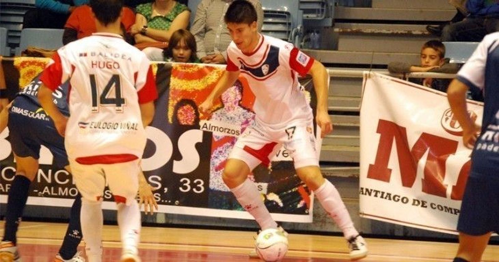 El Pabellón de Alba reventó para ver el Don Ulpiano-Santiago Futsal