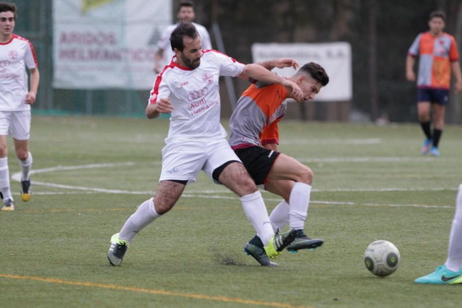 El Carbajosa empata ante el Hergar B