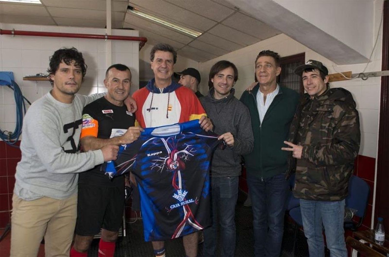 Camiseta zamora famosos