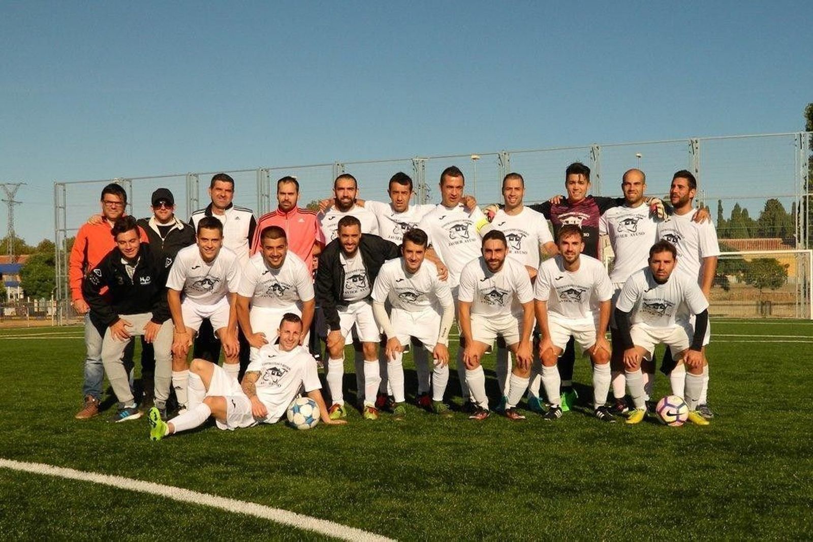 Salmantino Vegapiel: Bar Capuchinos Construcciones Ayuso