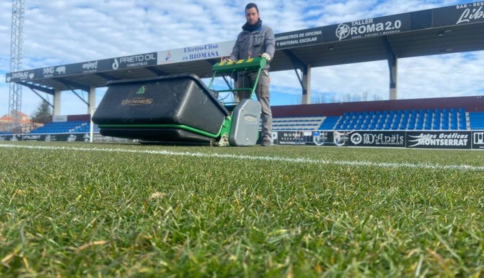 Césped del Reina Sofía previa Barcelona - S24H