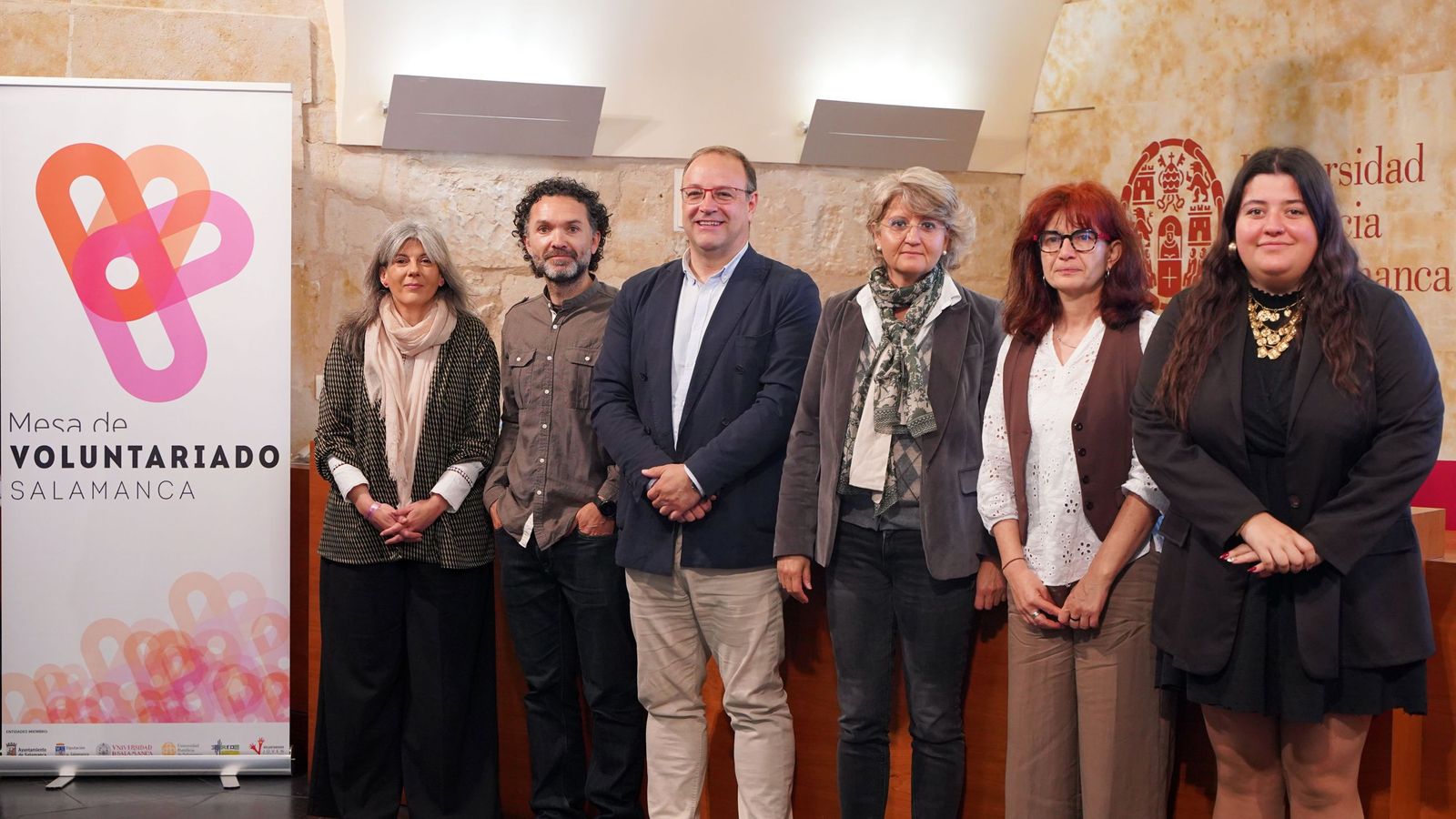 Mesa voluntariado UPSA