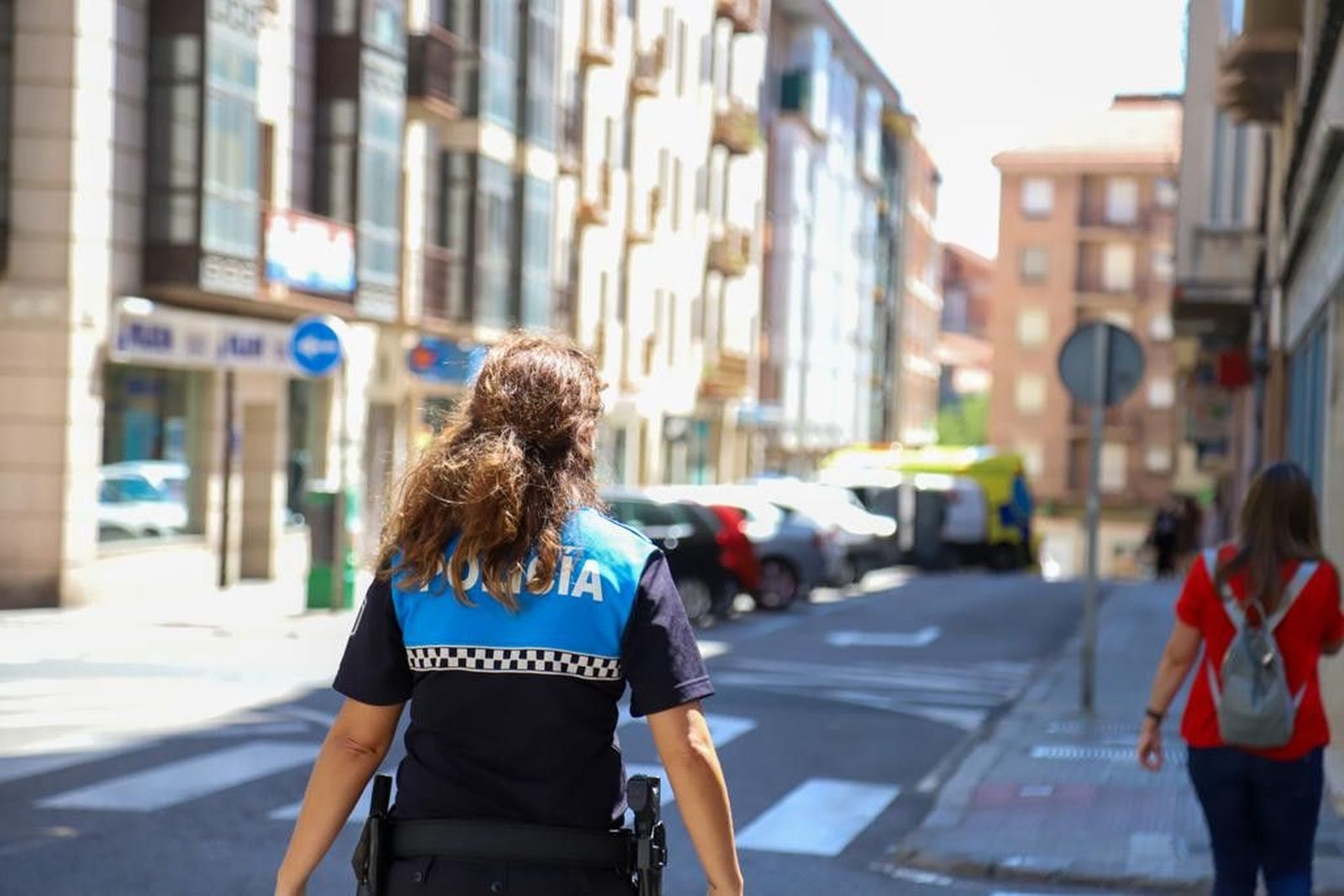 Una agente de la Policía Local