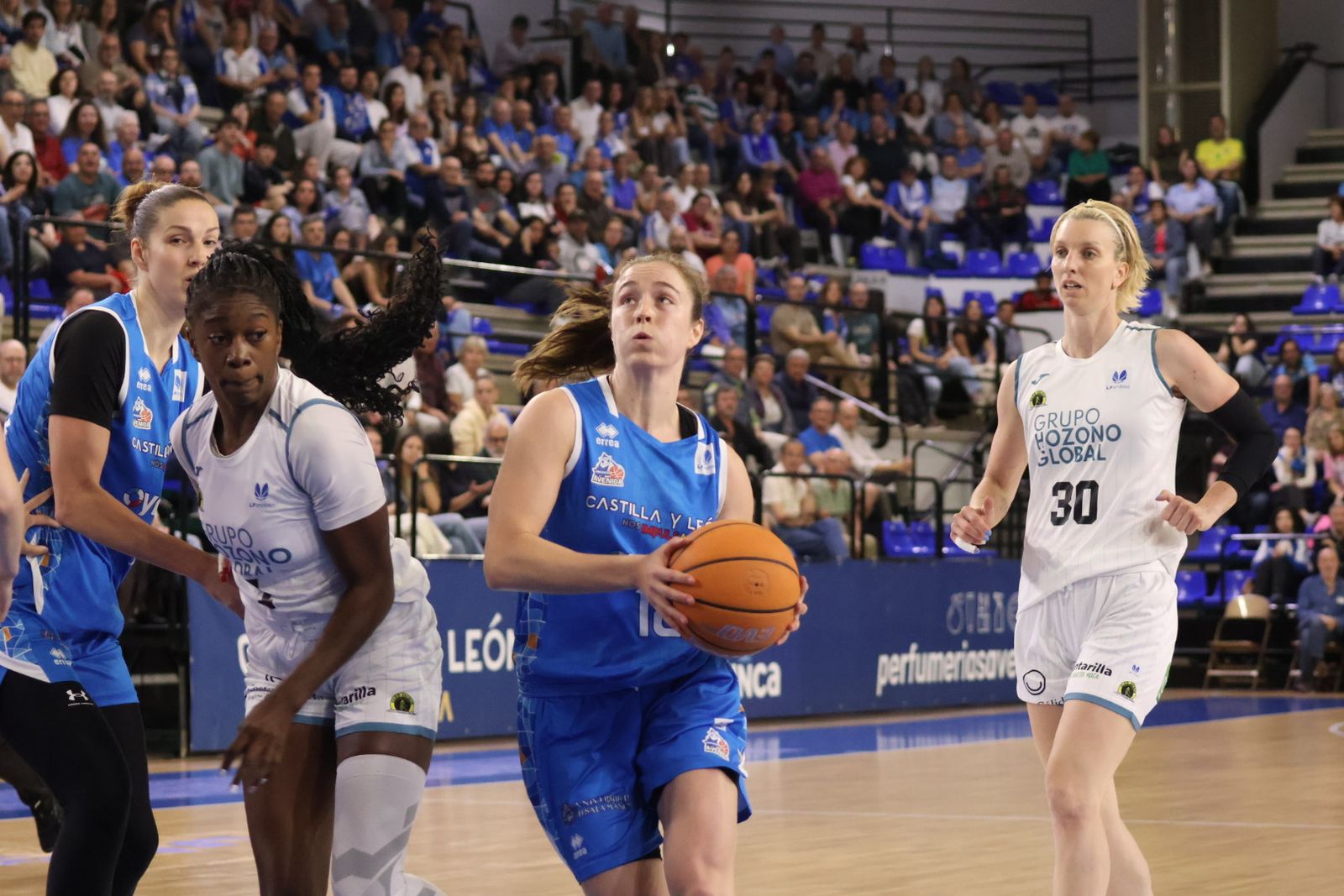 Perfumerías Avenida - CB Jairis