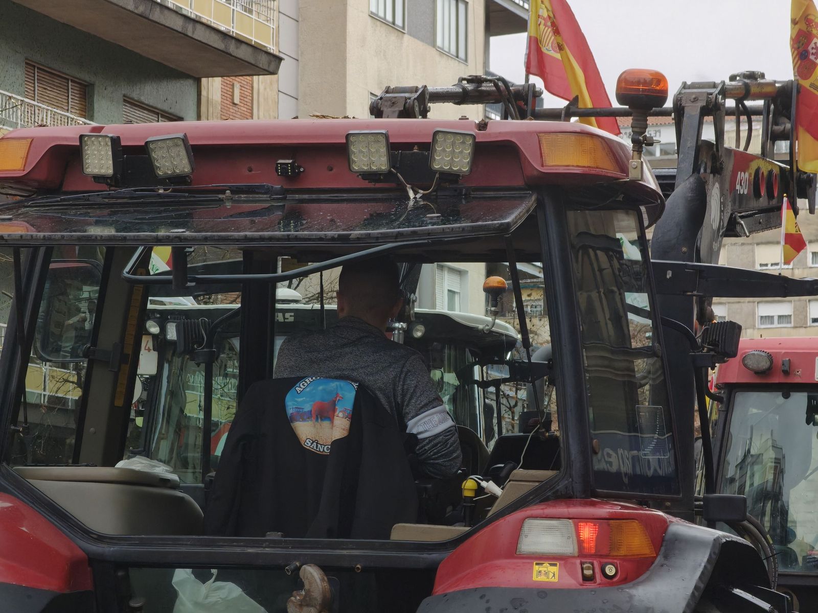 En imágenes la marcha con tractores y vehículos de campo en Salamanca en protesta contra Mercosur