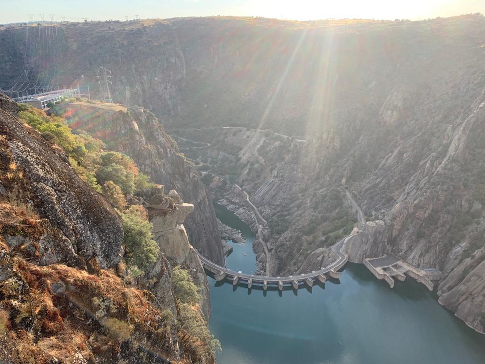 Zona de la presa de Aldeadávila de la Ribera. Foto S24H
