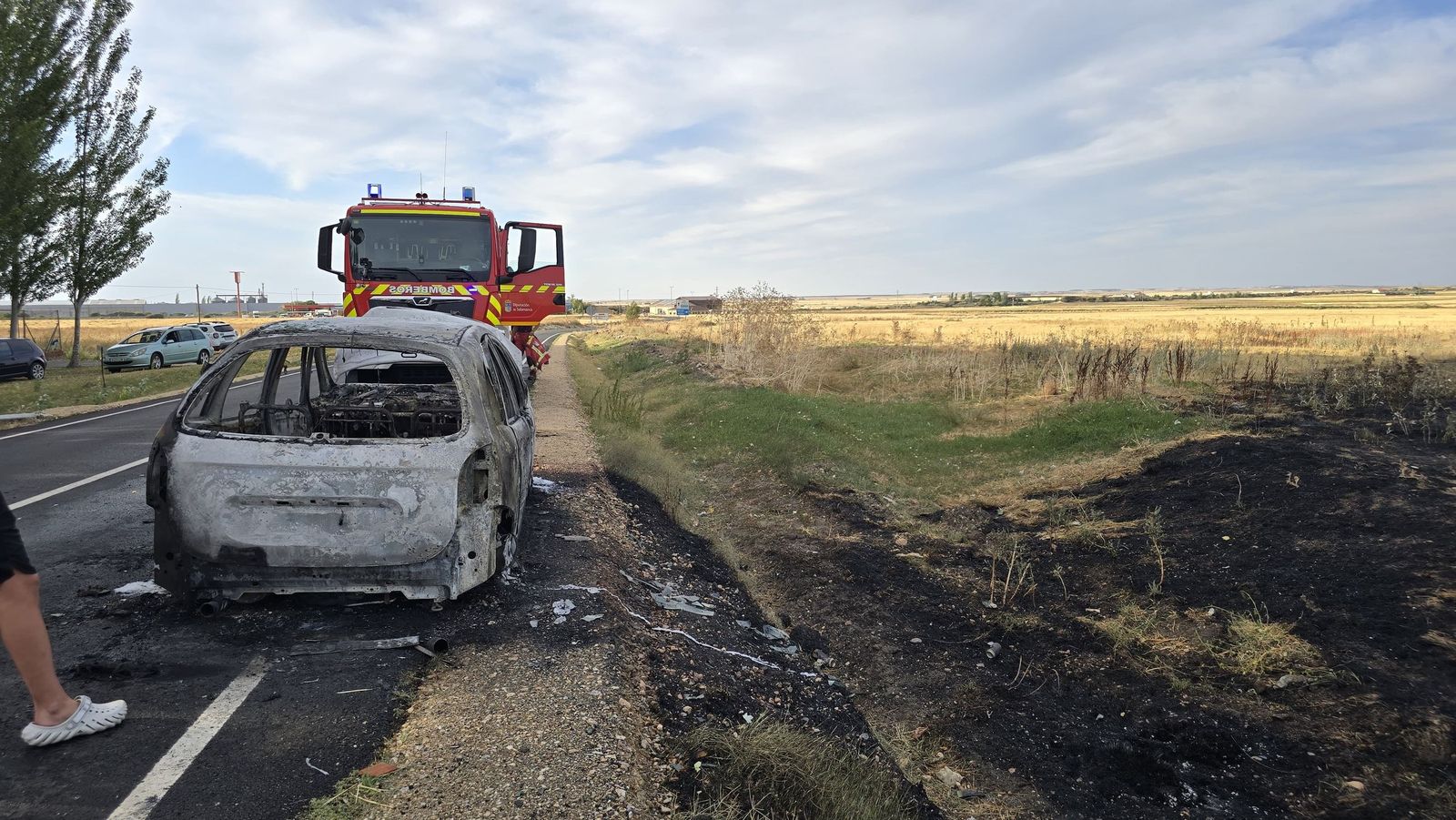Se incendia un turismo en la DSA-660