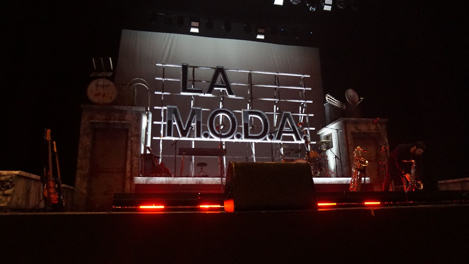 La M.O.D.A. vuelve a salirse en el CAEM