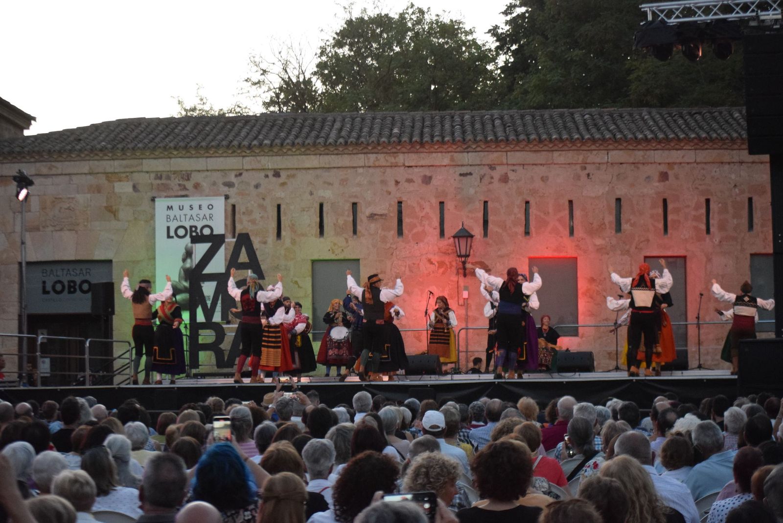 Ceremonia de Apertura del XXI Festival Internacional de Folklore de Zamora (41).JPG