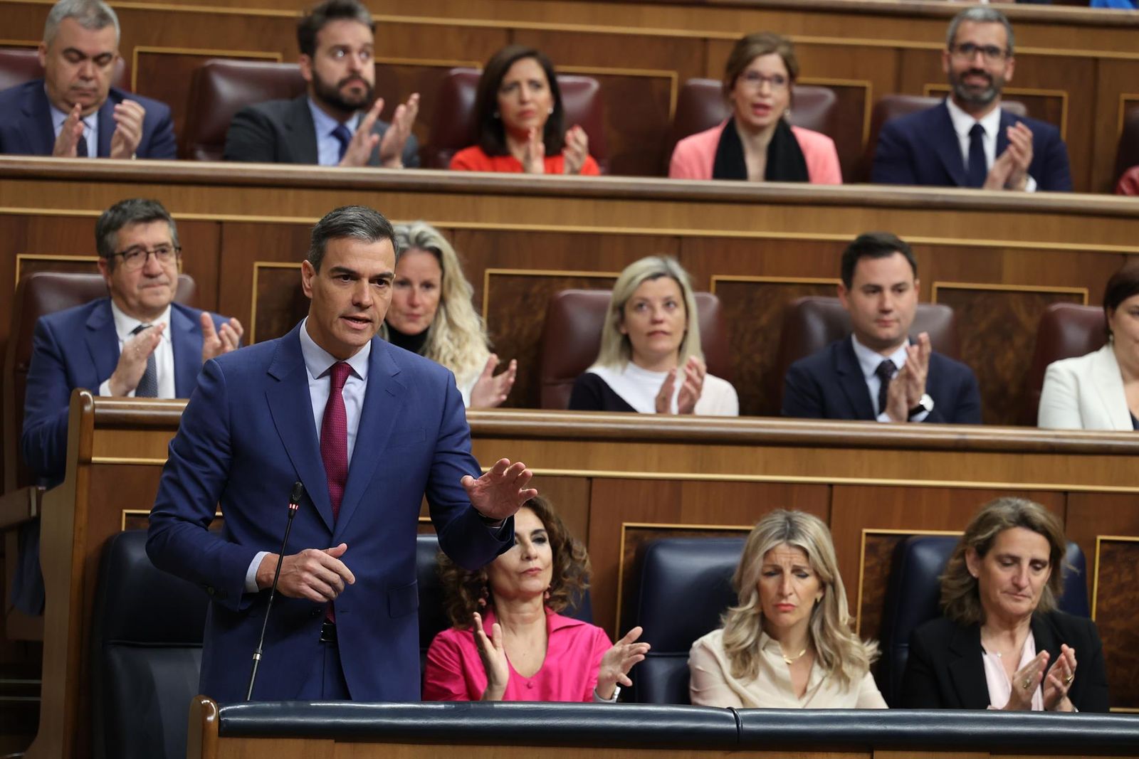 El presidente del Gobierno, Pedro Sánchez, interviene durante una sesión de control al Gobierno, en el Congreso de los Diputados, a 24 de abril de 2024, en Madrid (España).   Jesús Hellín   Europa Press