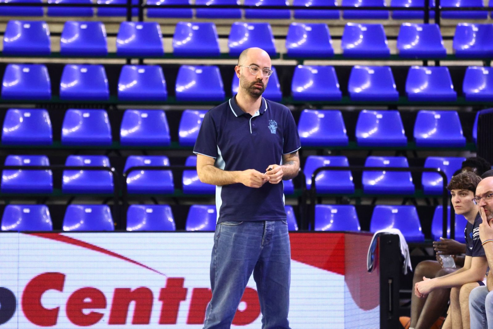 Perfumerías Avenida - CB Navia