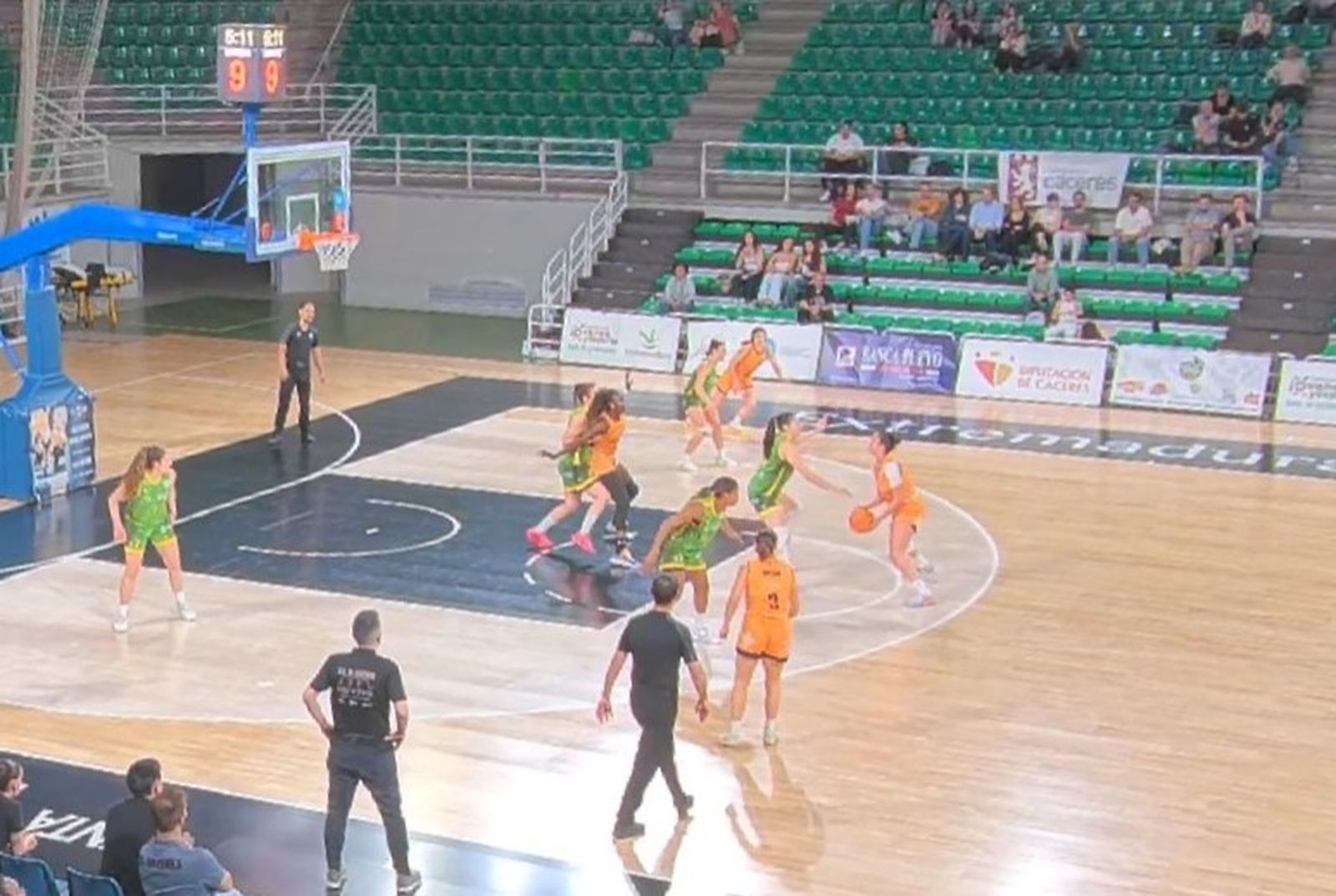 Encuentro entre el CD Zamarat y el Cáceres