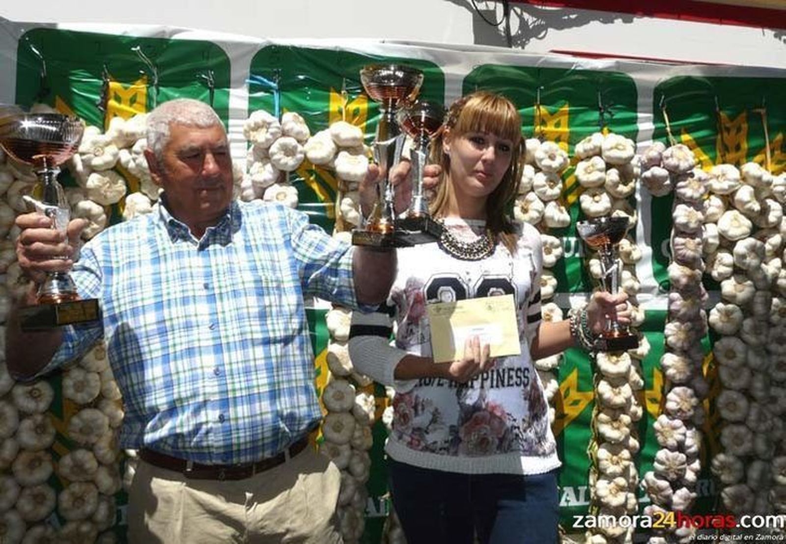 Amando Hernández, Premio a la Mejor Ristra en la Feria del Ajo 2014