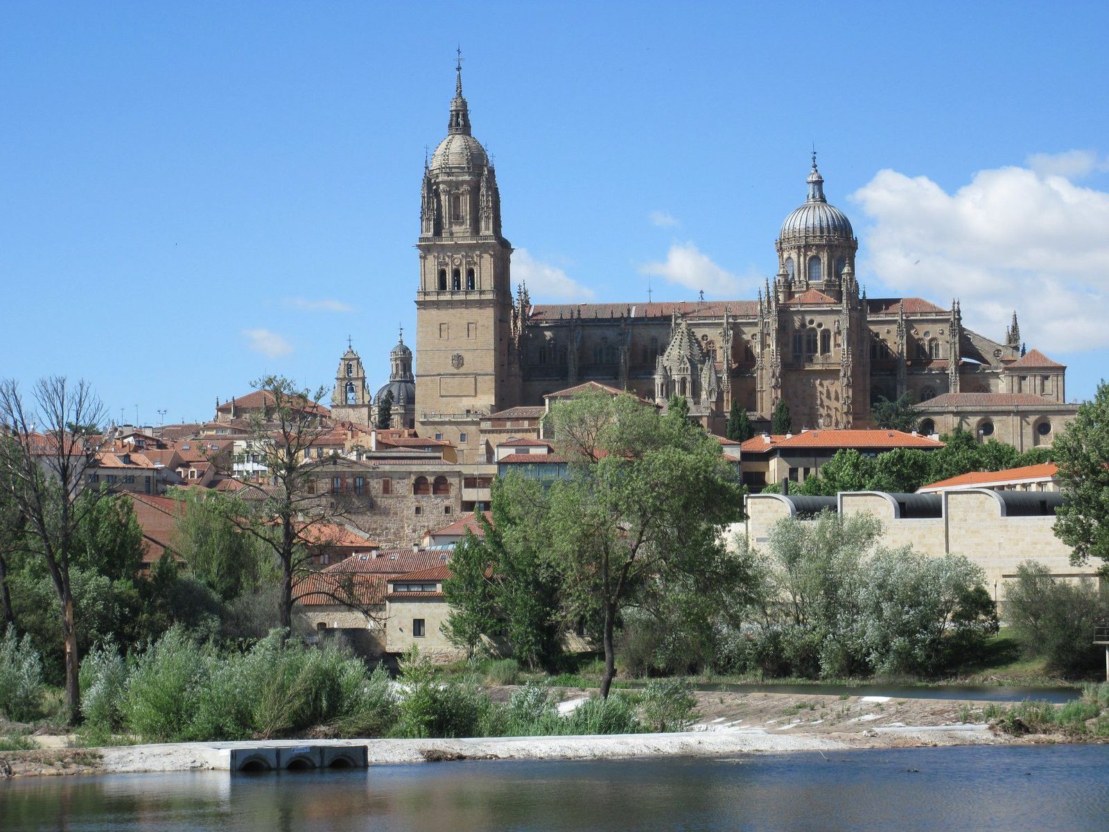 38289273 2070582166603392 8389418288530063360 o