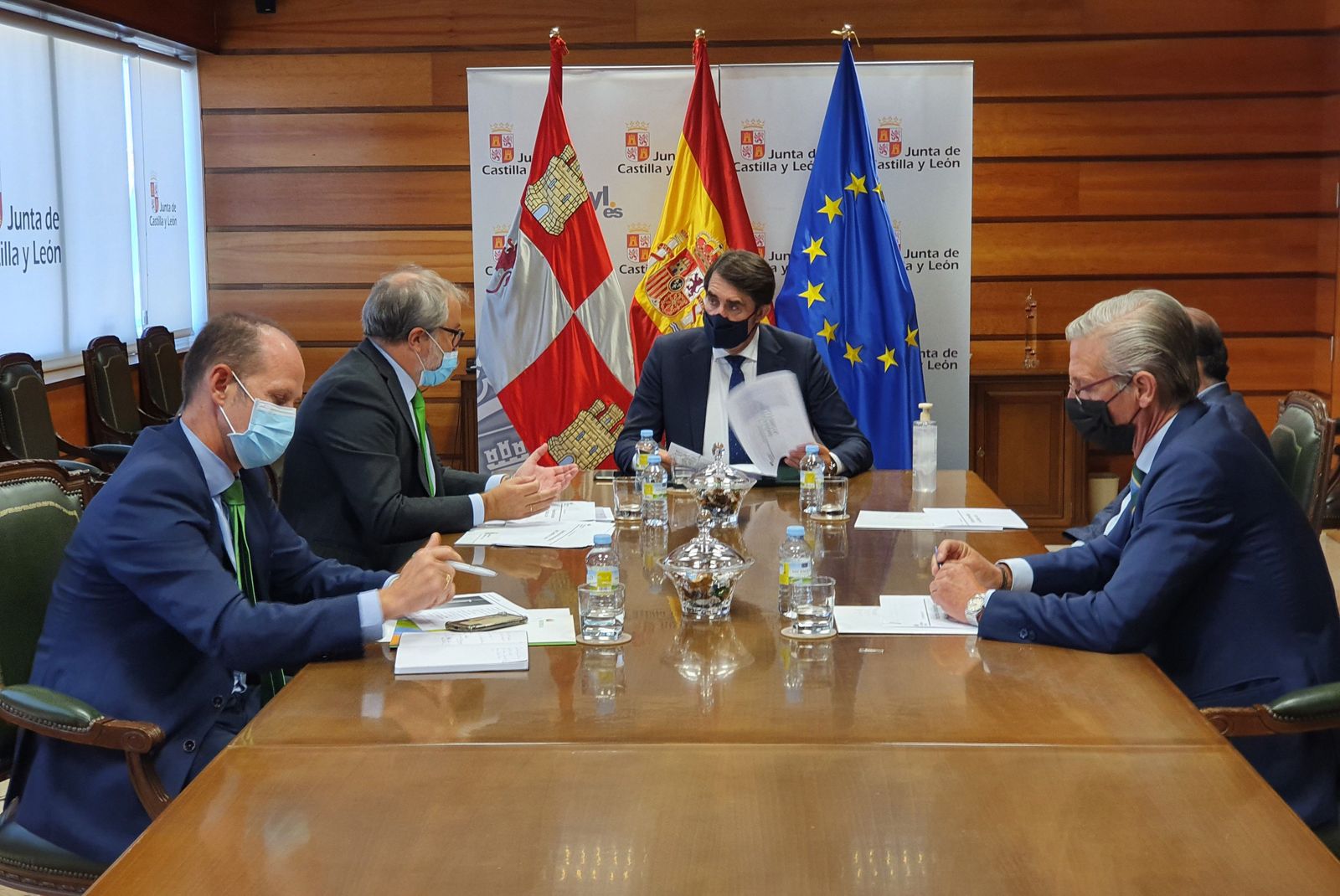 Calvo y Castro trasladan al consejero el compromiso de Iberdrola con Castilla y León