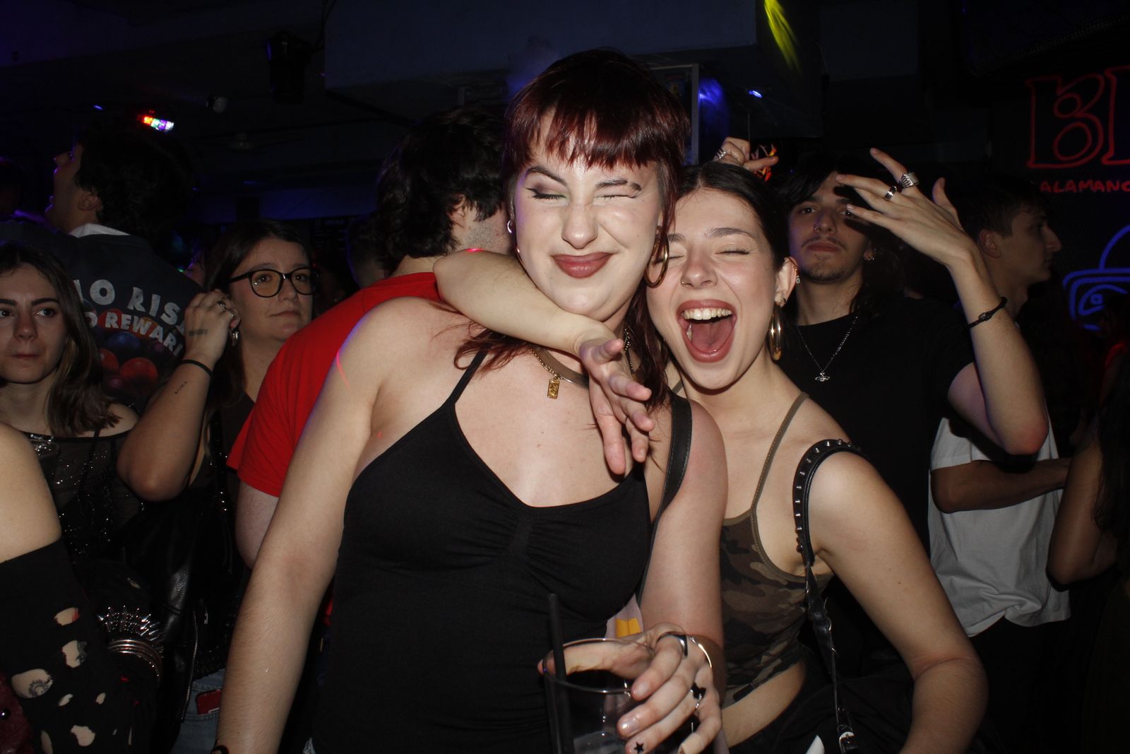 Salamanca de noche, sábado 8 de marzo