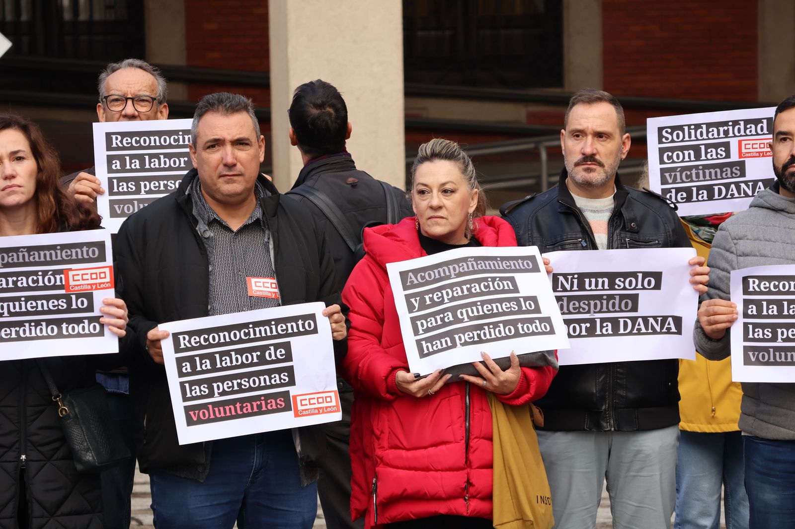 manifestacion-de-los-sindicatos-frente-al-ayuntamiento-14
