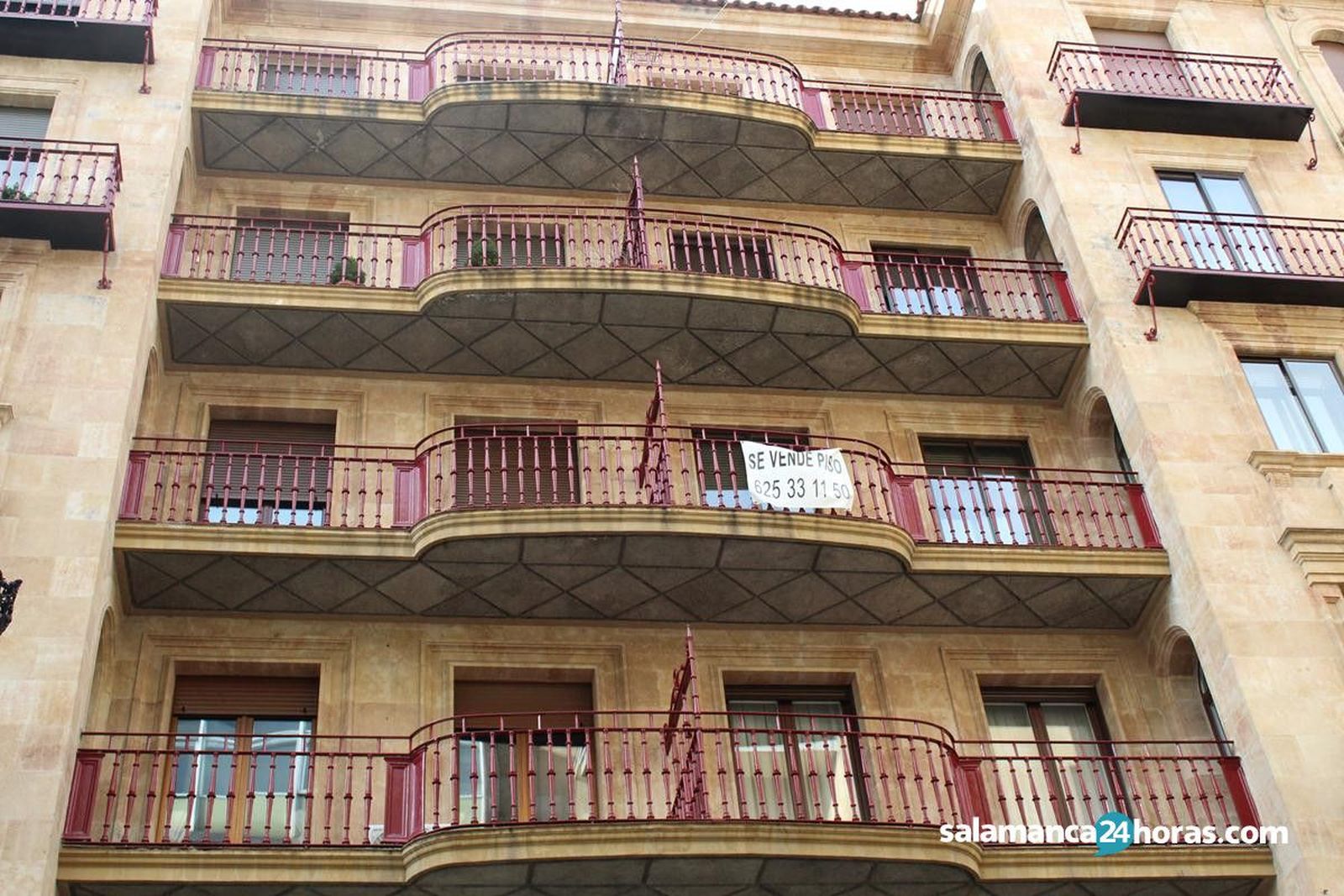Cartel se vende Balcones