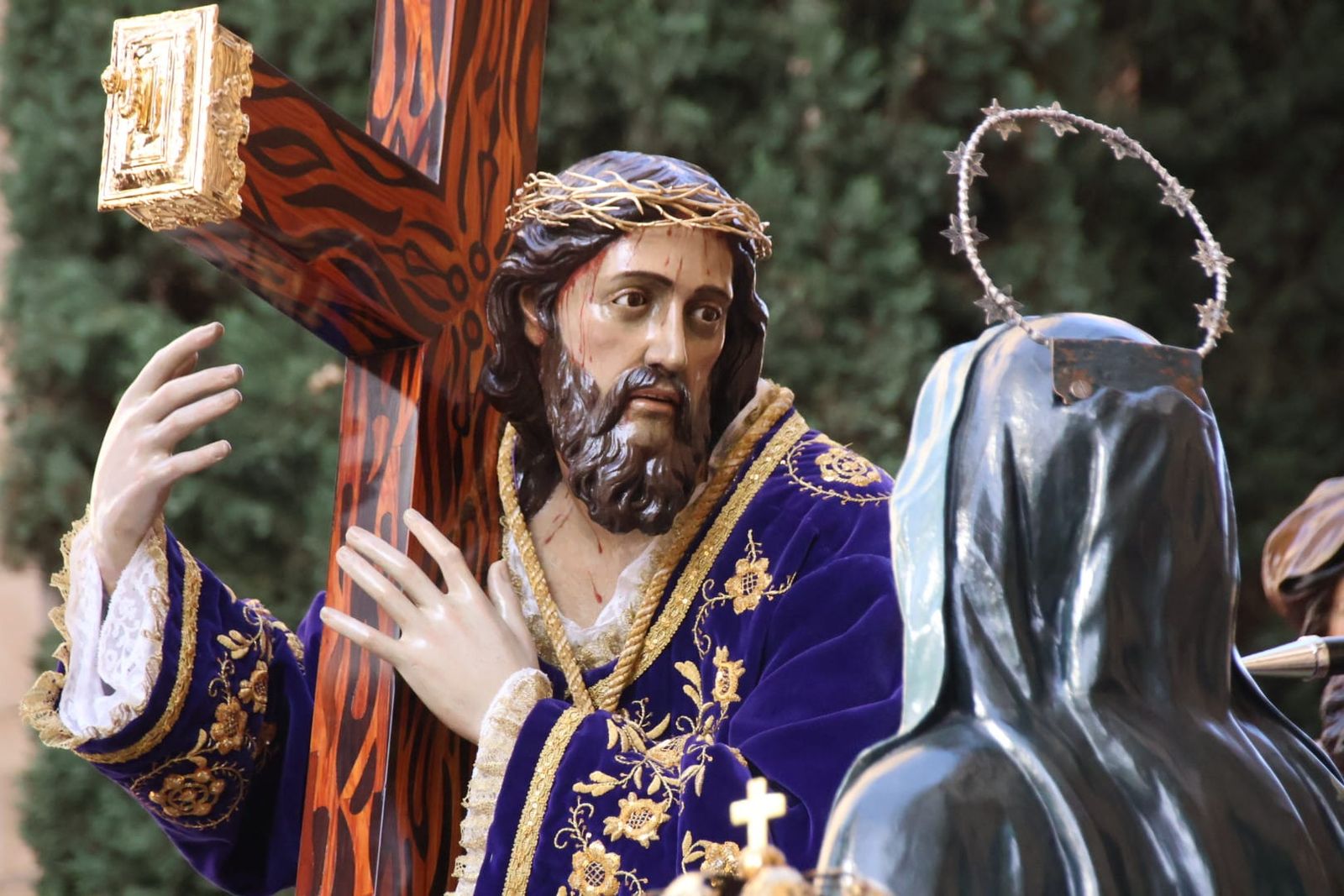 b14fc4fa-9f17-4250-bc70-42376725eed0