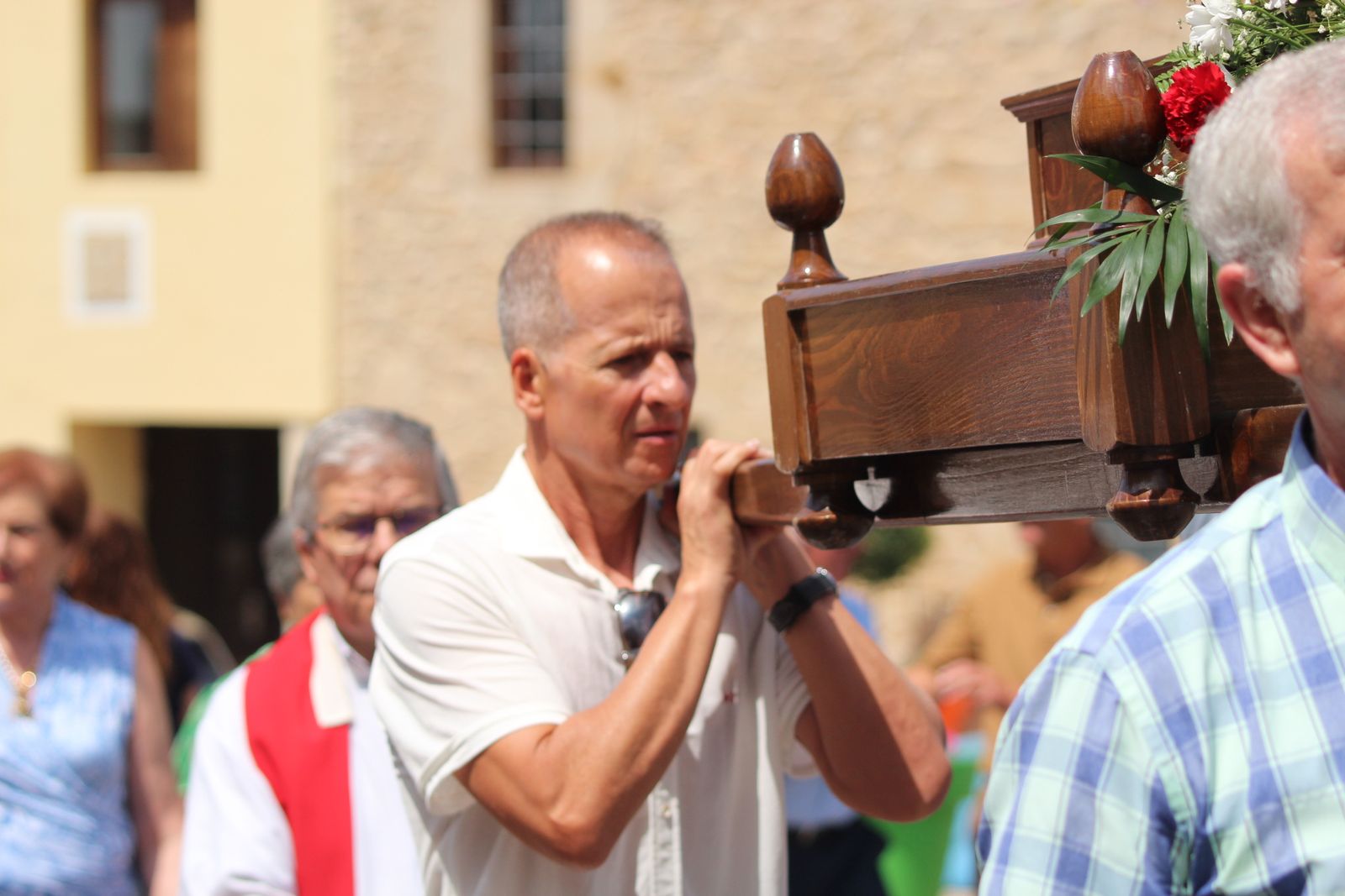 Los vecinos de Rollán arropan a su patrón San Lorenzo