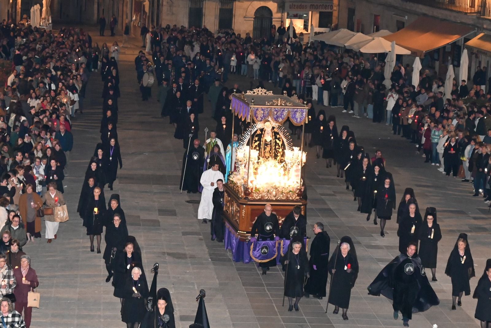 El Santo Entierro y la Soledad marcan el Viernes Santo de Ciudad Rodrigo