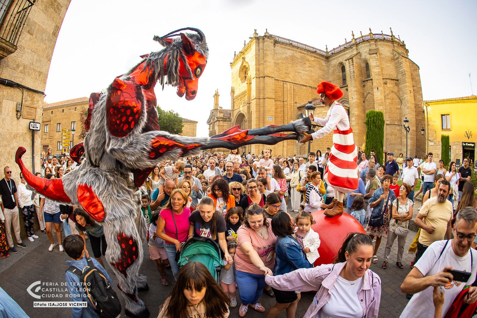 Jornada 27 agosto feria de teatro de Castilla y León en Ciudad Rodrigo (10).jpg