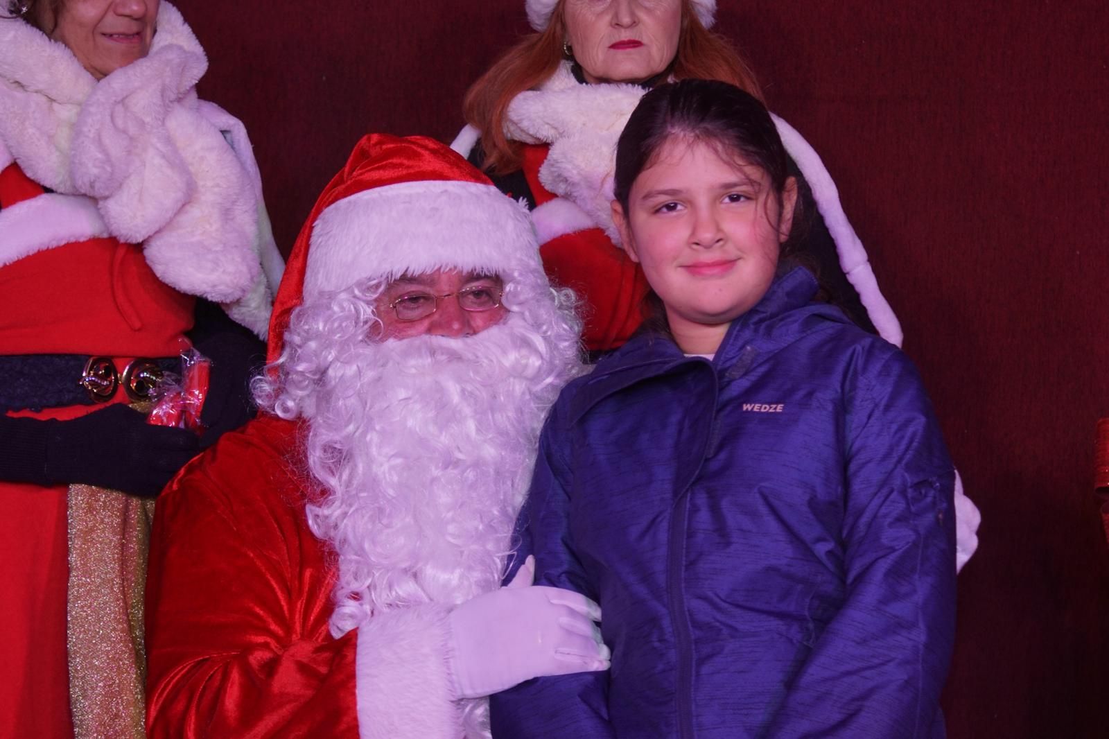 El Encinar recibe la visita de Papa Noel
