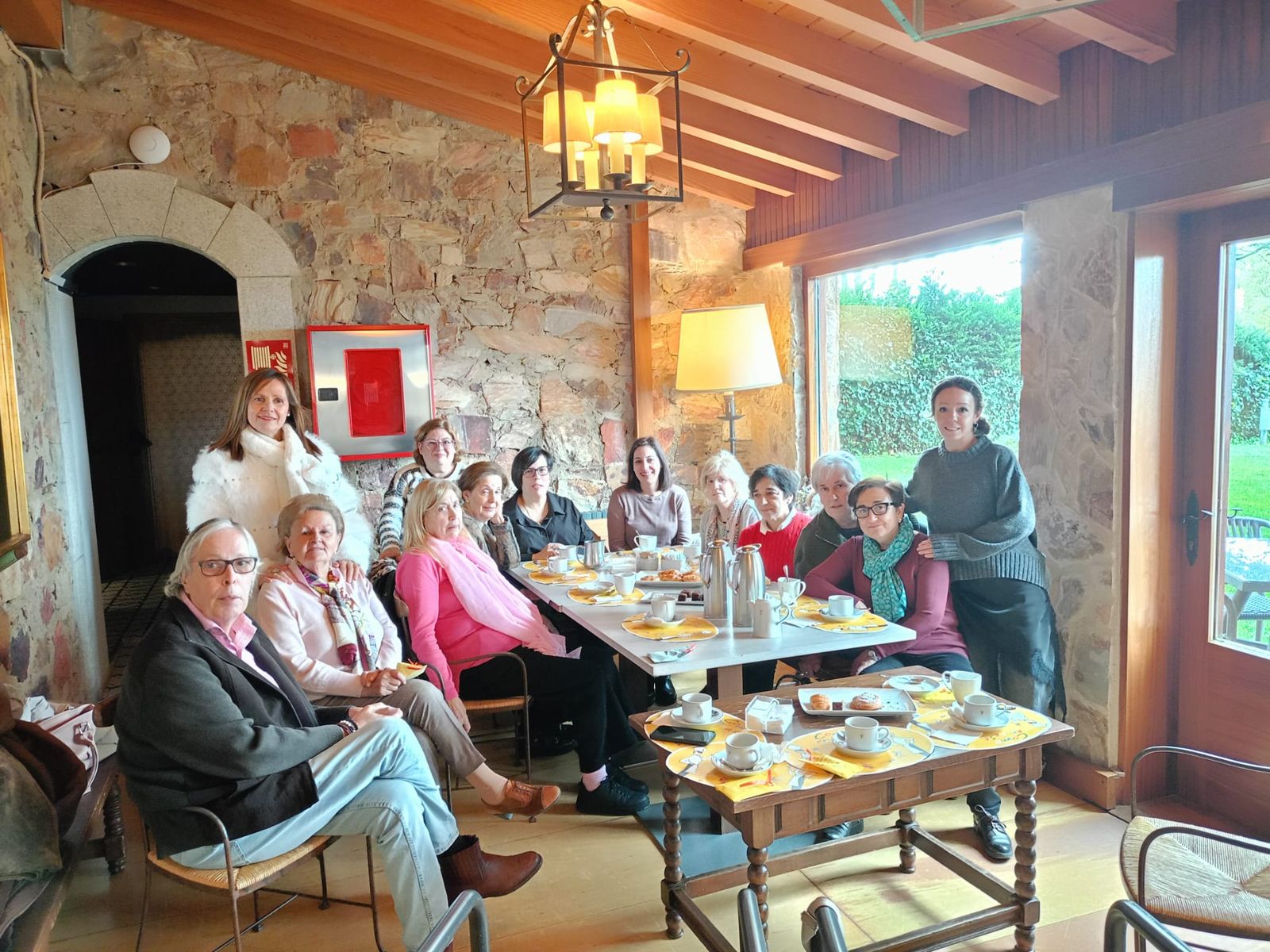 AFA Benavente reconoce la labor de sus voluntarios con un café-coloquio en el Parador