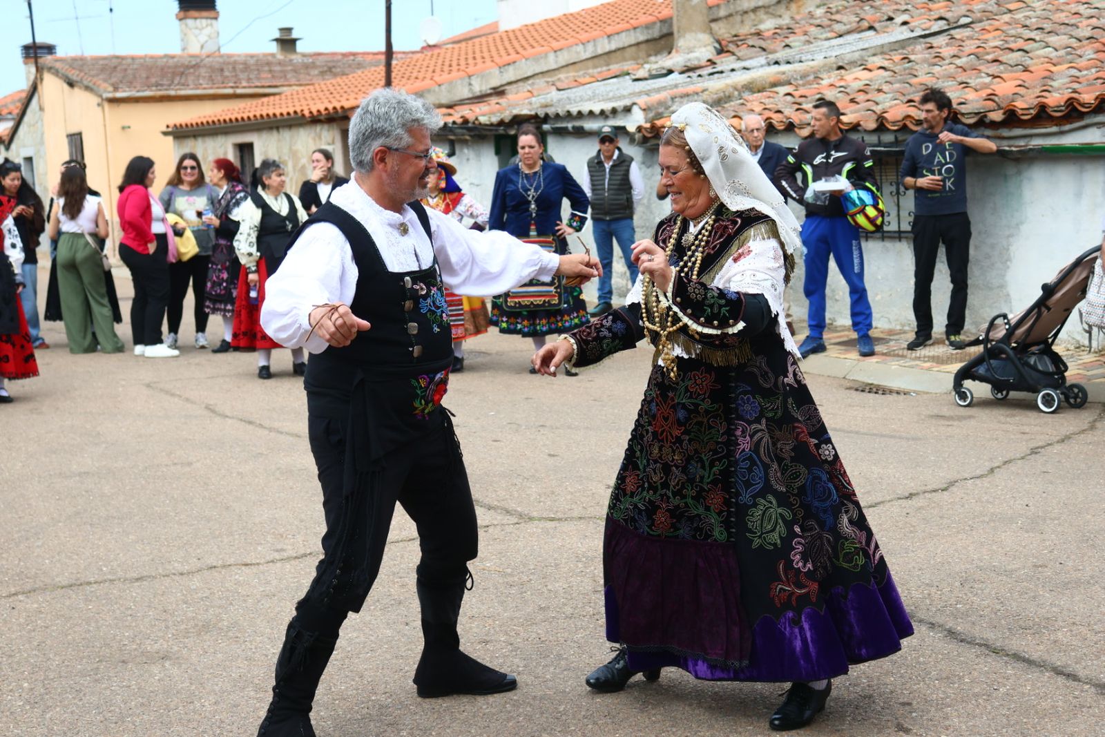 Santa Misa y Procesión en honor a San marcos en Doñinos