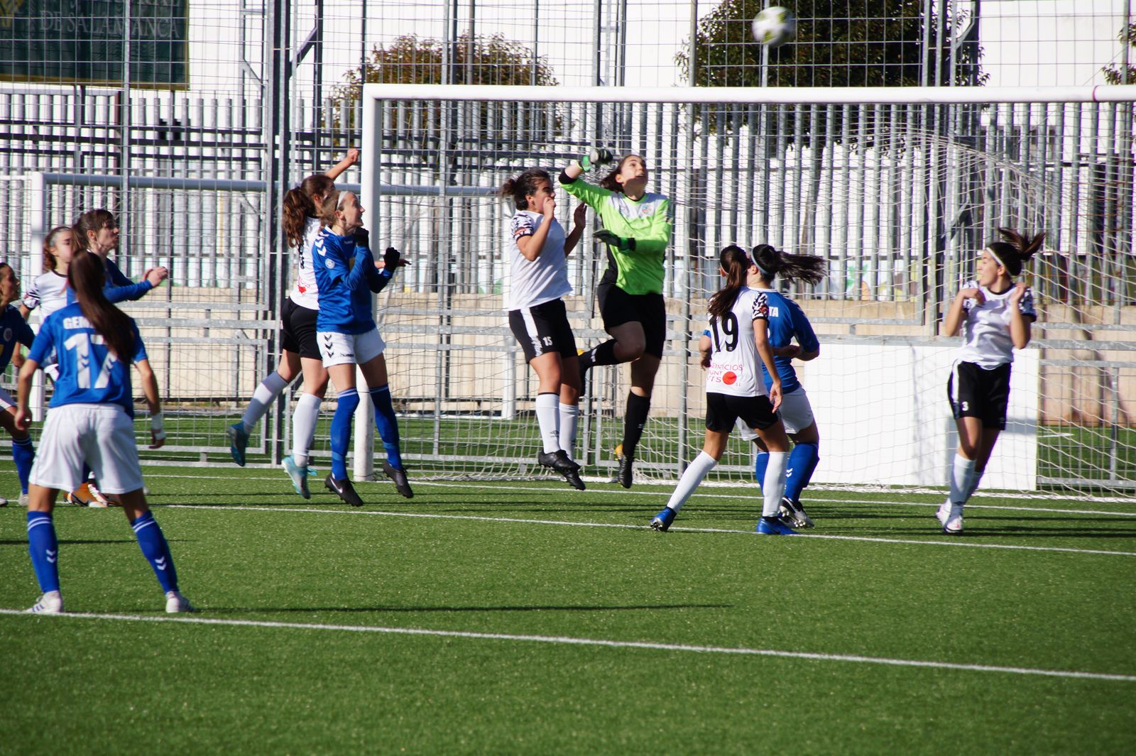 Encuentro entre el Salamanca CF UDS Femenino y el Torrelodones en la mañana de este domingo