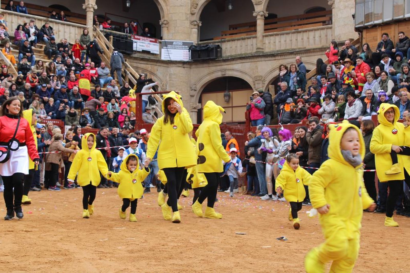 disfraces-del-sabado-de-carnaval-en-ciudad-rodrigo-51