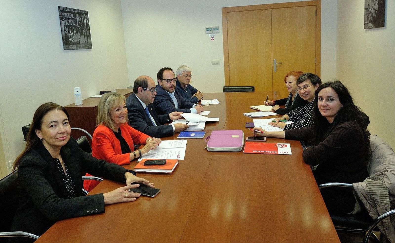 2019 04 12 REUNIu00d3N MESA DEL DIu00c1LOGO SOCIAL 2