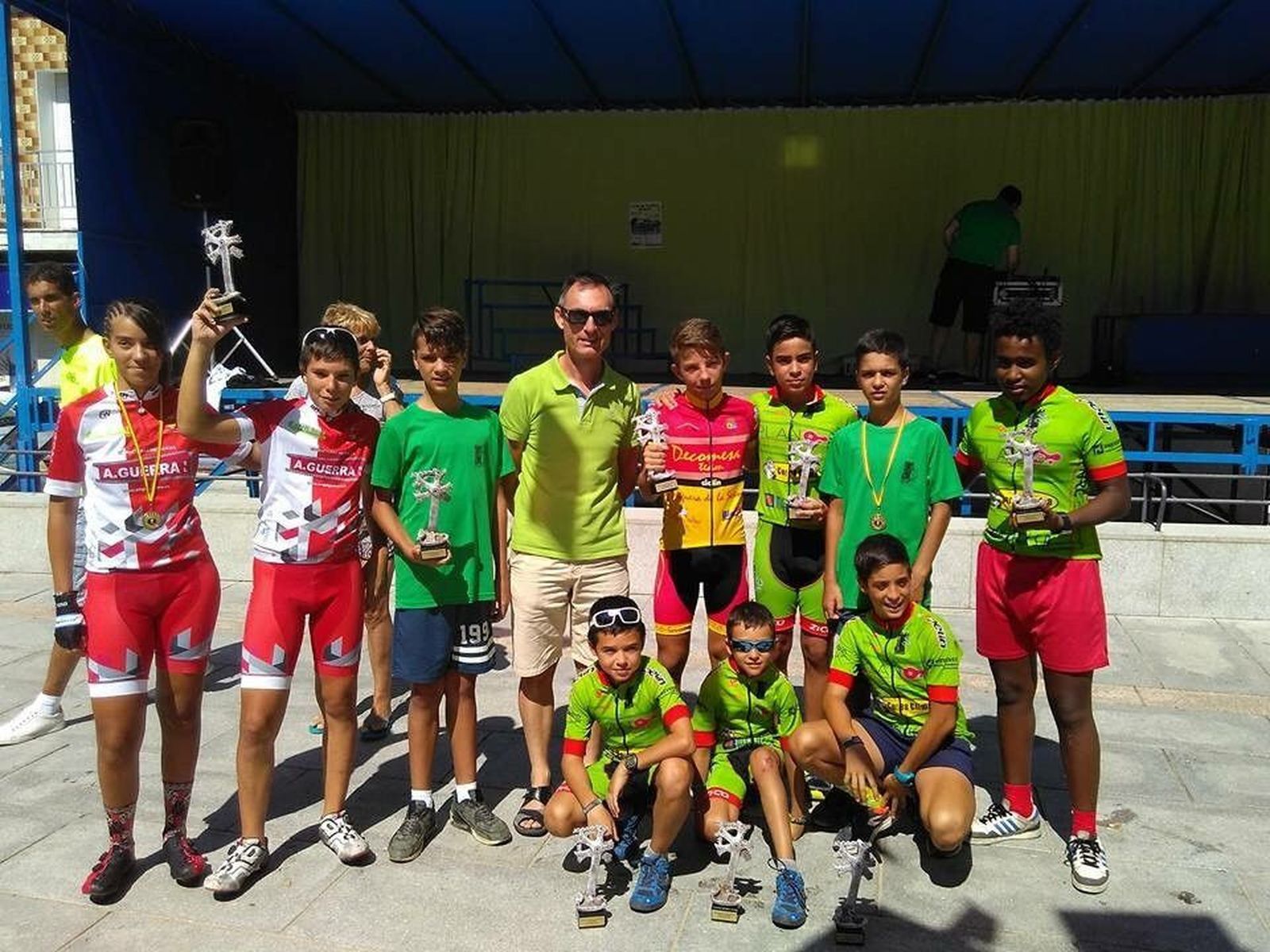 Ledrada celebra su segunda Copa de Escuelas