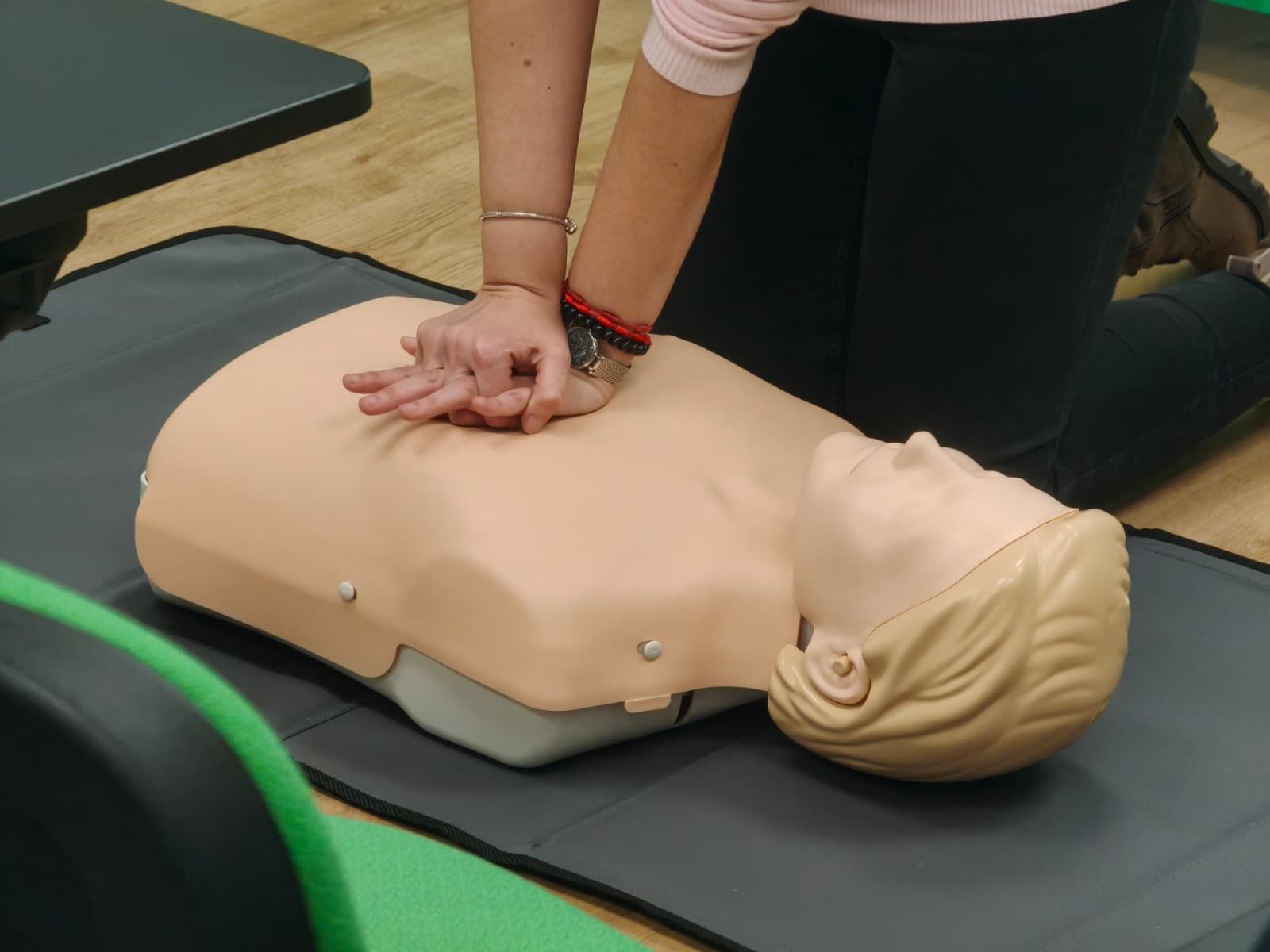 Muestra de una RCP en el aula de CSIF Salamanca