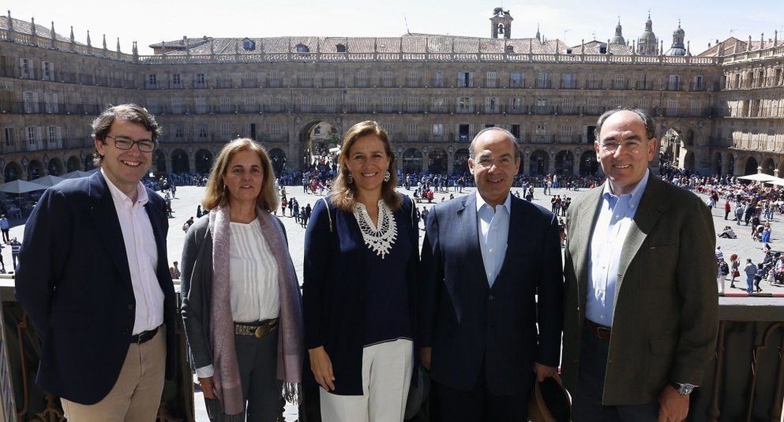 El alcalde recibe al expresidente mexicano Felipe Calderón