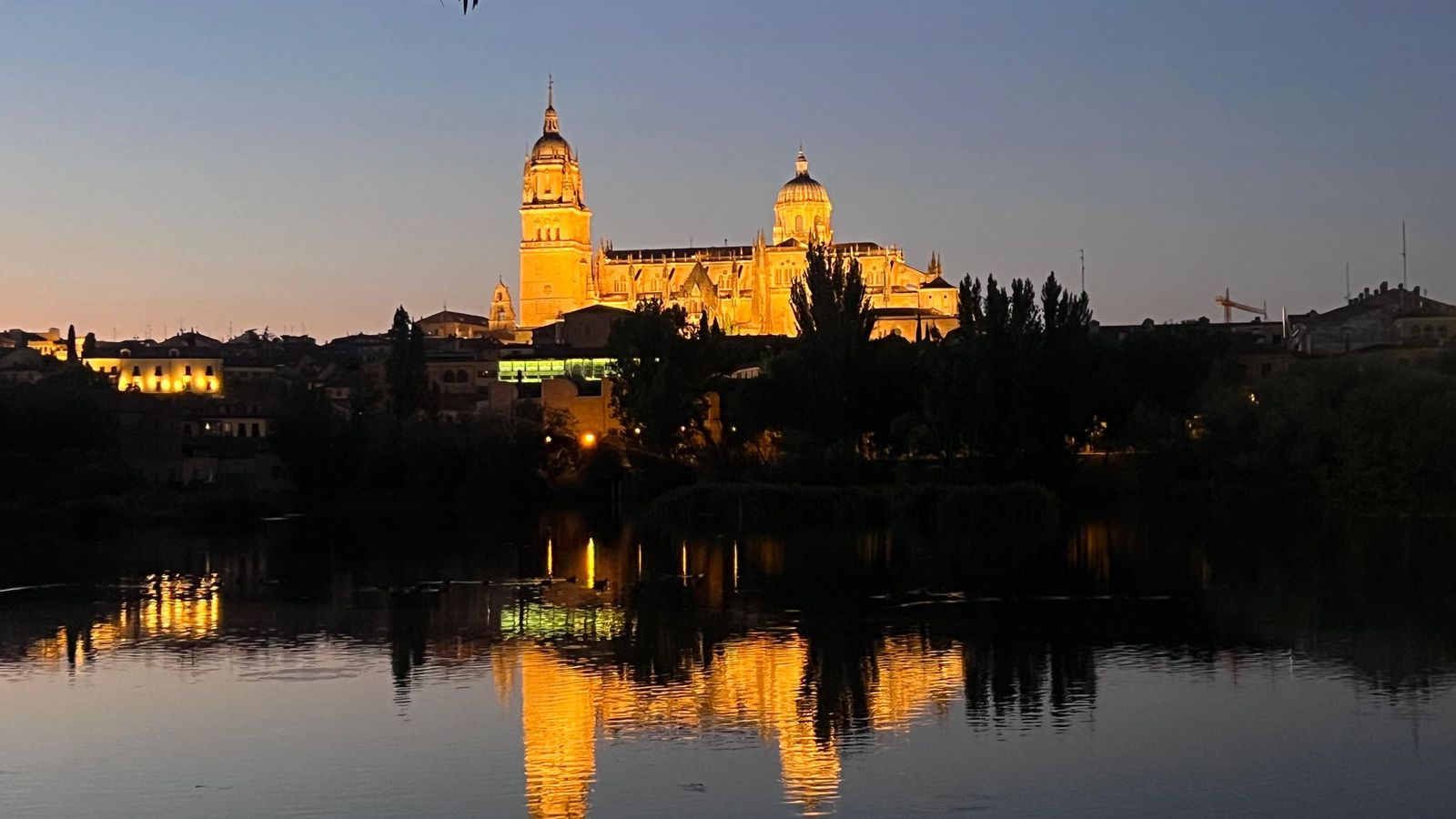 Visita guiada 'Patrimonio y leyendas del río Tormes' Visita guiada 'Patrimonio y leyendas del río Tormes'