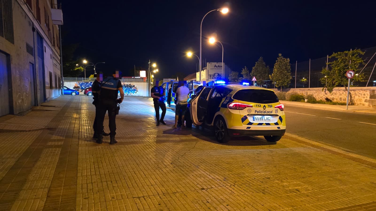 La Policía Local de Salamanca intercepta a un conductor fugado en la glorieta Río Miño