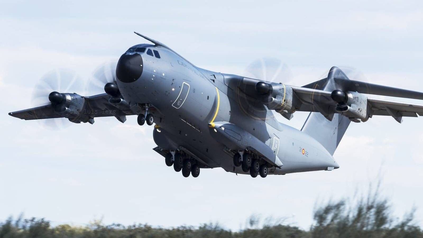 Un avión del Ejército del Aire repatriará los cuerpos de los periodistas Roberto Fraile y David Beriáin