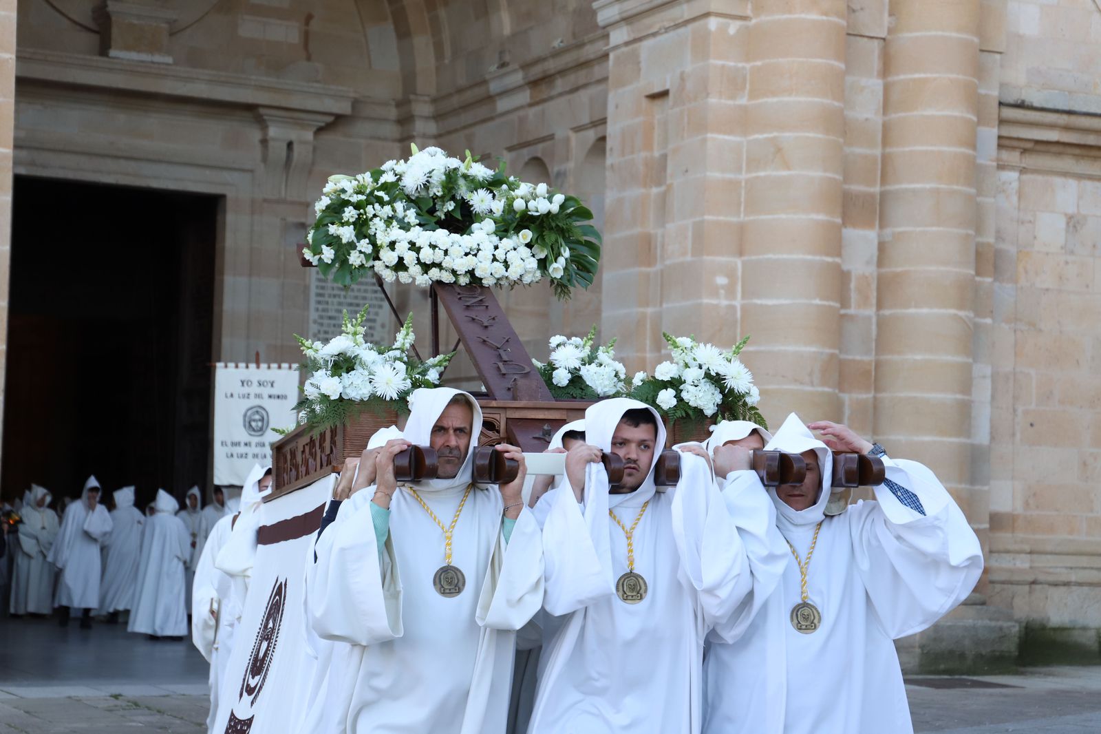 hermandad-penitencial-de-nuestro-senor-jesus-de-luz-y-vida-20