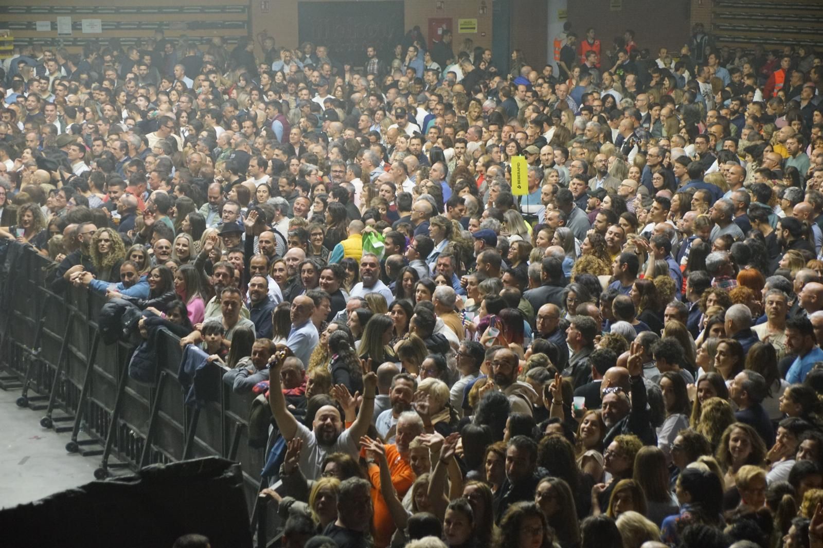 concierto-de-manolo-garcia-en-el-multiusos-sanchez-paraiso-fotos-juanes-7