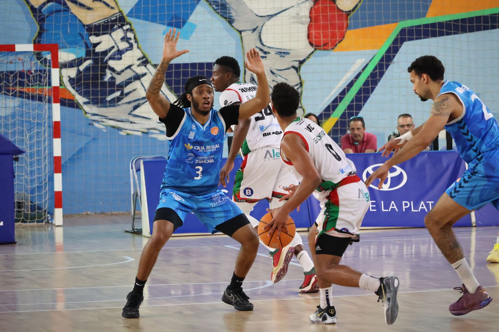 GALERÍA | Revive en imágenes el partido entre el CB Zamora y Alega Cantabria