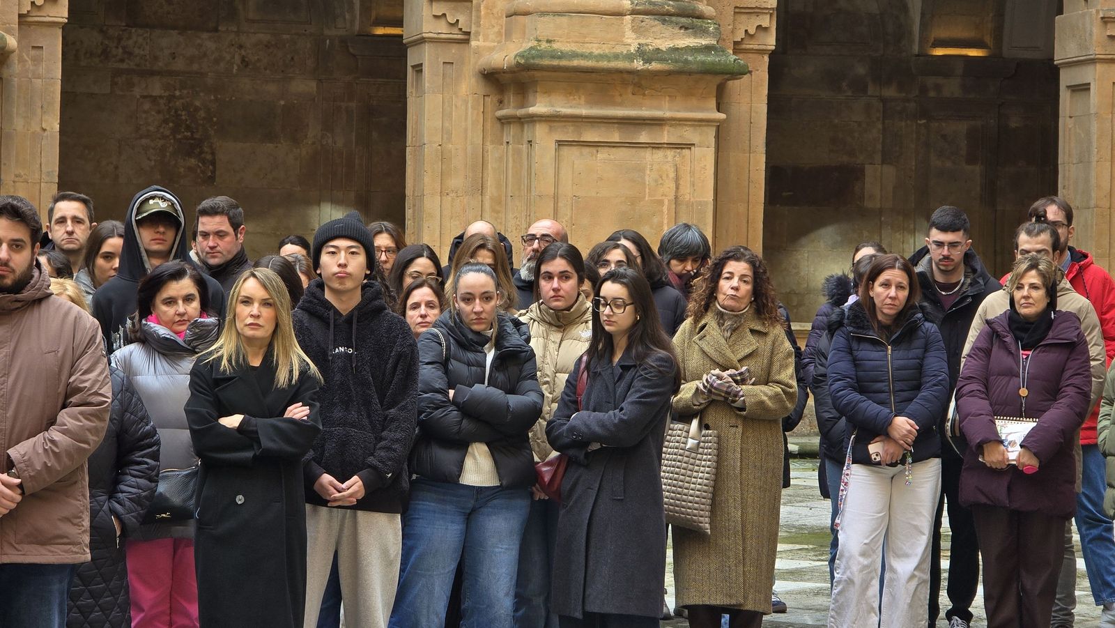 Minuto de silencio en la Universidad Pontificia de Salamanca