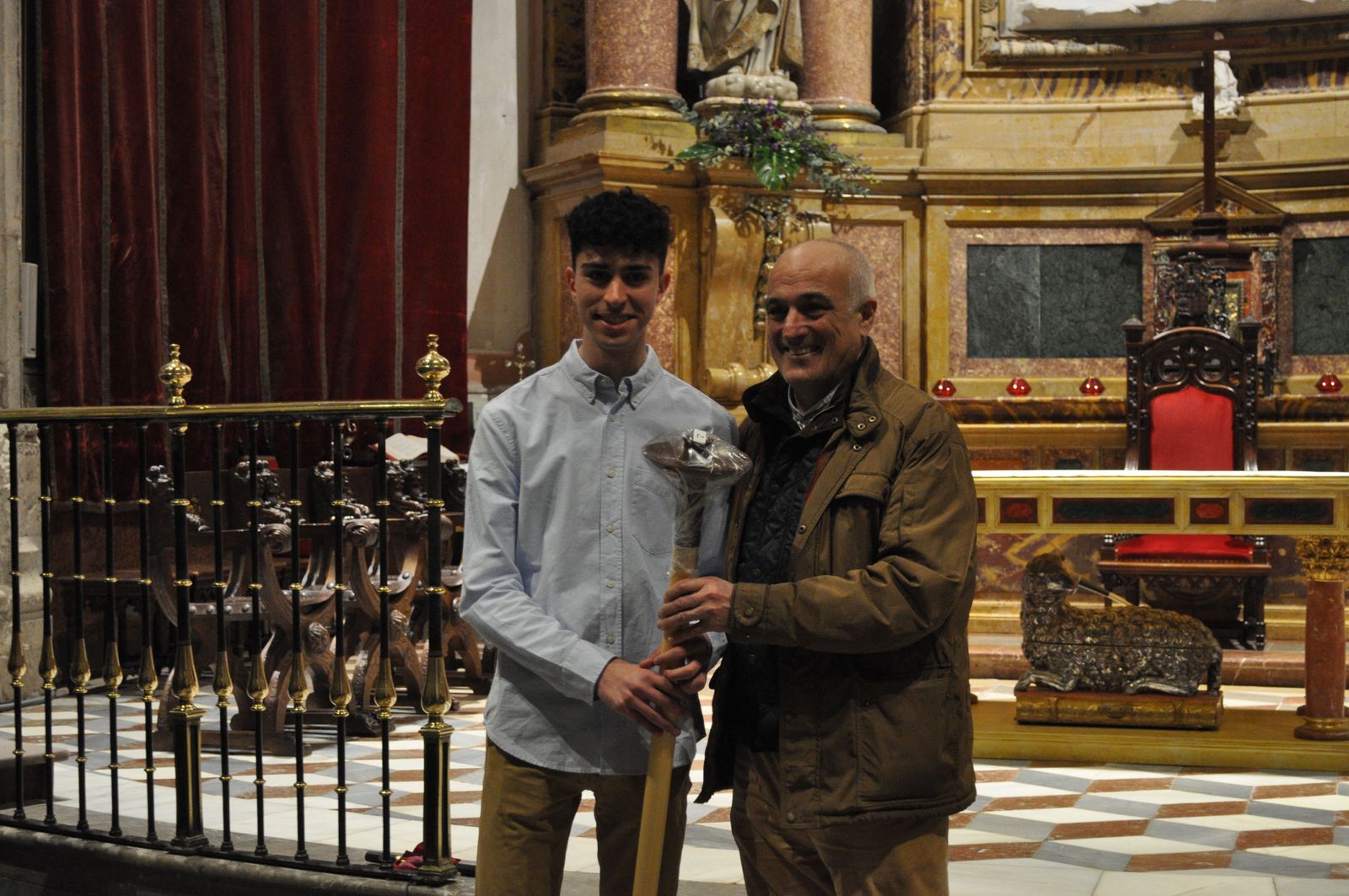 entrada-de-nuevos-hermanos-y-reconocimiento-a-mayordomos-de-la-cofradia-del-silencio-2023-22