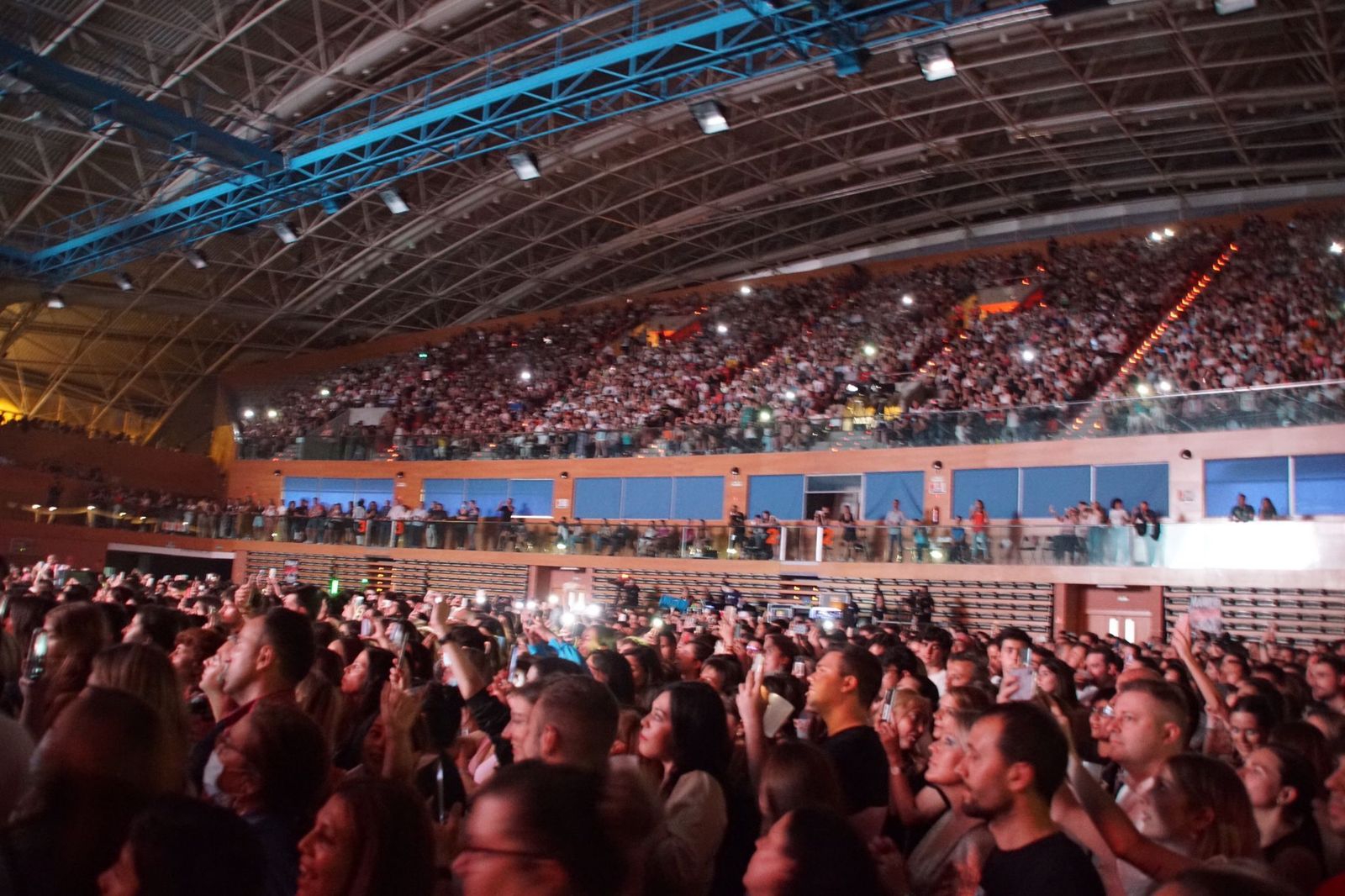 photo-2022-05-13-22-42-07-3