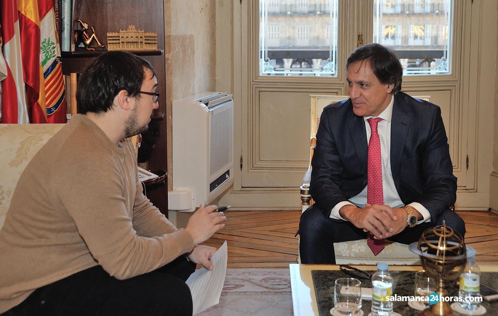 Carlos García Carbayo alcalde entrevista (3) Carlos García Carbayo alcalde entrevista (3)